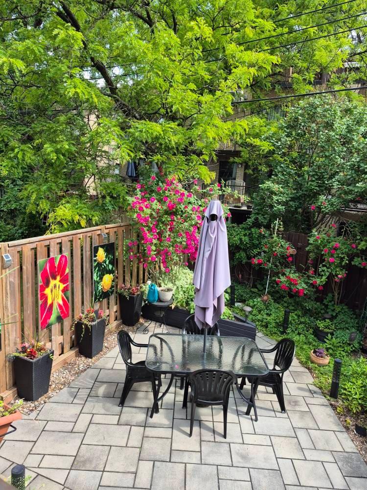 









10681


Av. Larose

,
Montréal (Ahuntsic-Cartierville),




QC
H2B3C4

