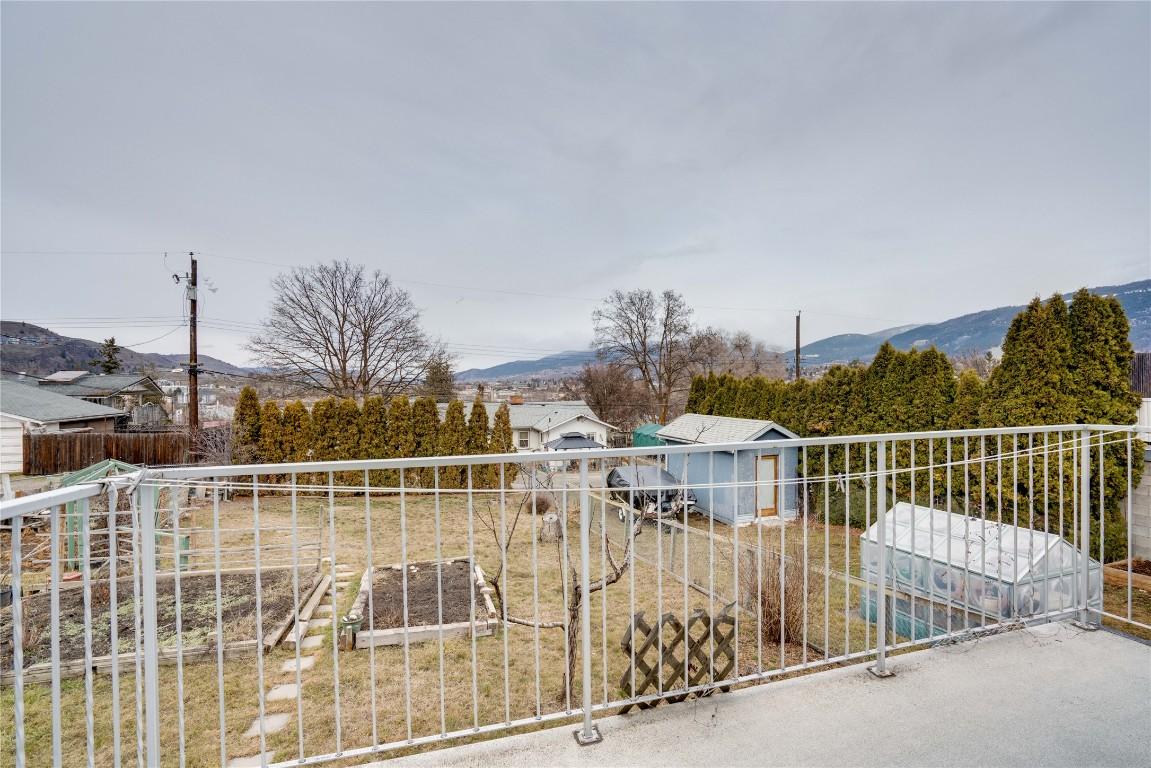 









3411


18

Avenue, A&B,
Vernon,




BC
V1T 1E2

