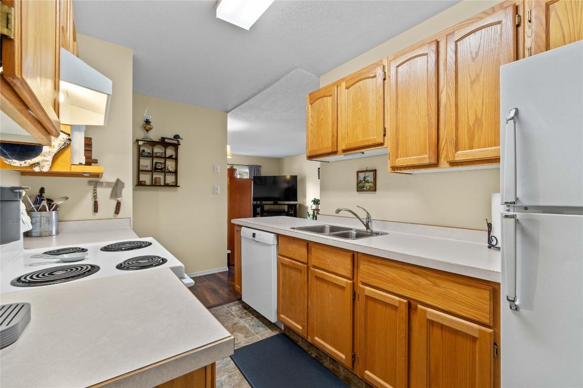 









211


Kildonan

Avenue, 210,
Enderby,




BC
V0E 1V2


