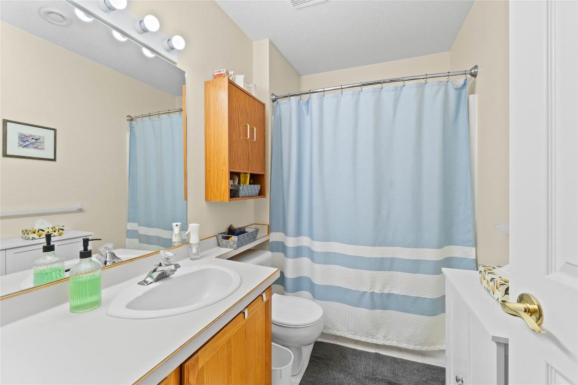 









211


Kildonan

Avenue, 210,
Enderby,




BC
V0E 1V2

