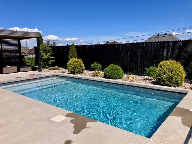 









10


Rue Yvette-Brind'Amour

,
Notre-Dame-de-l'Île-Perrot,




QC
J7W3P5

