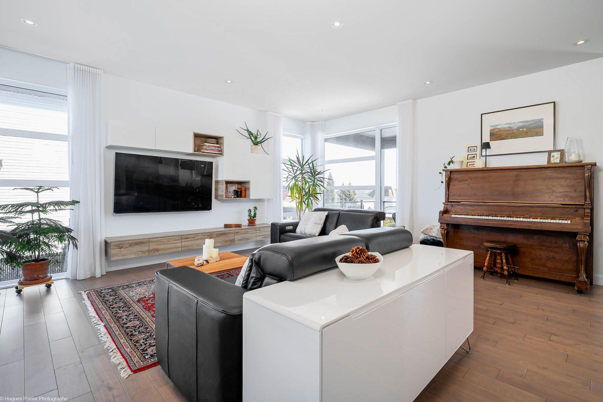 









10


Rue Yvette-Brind'Amour

,
Notre-Dame-de-l'Île-Perrot,




QC
J7W3P5

