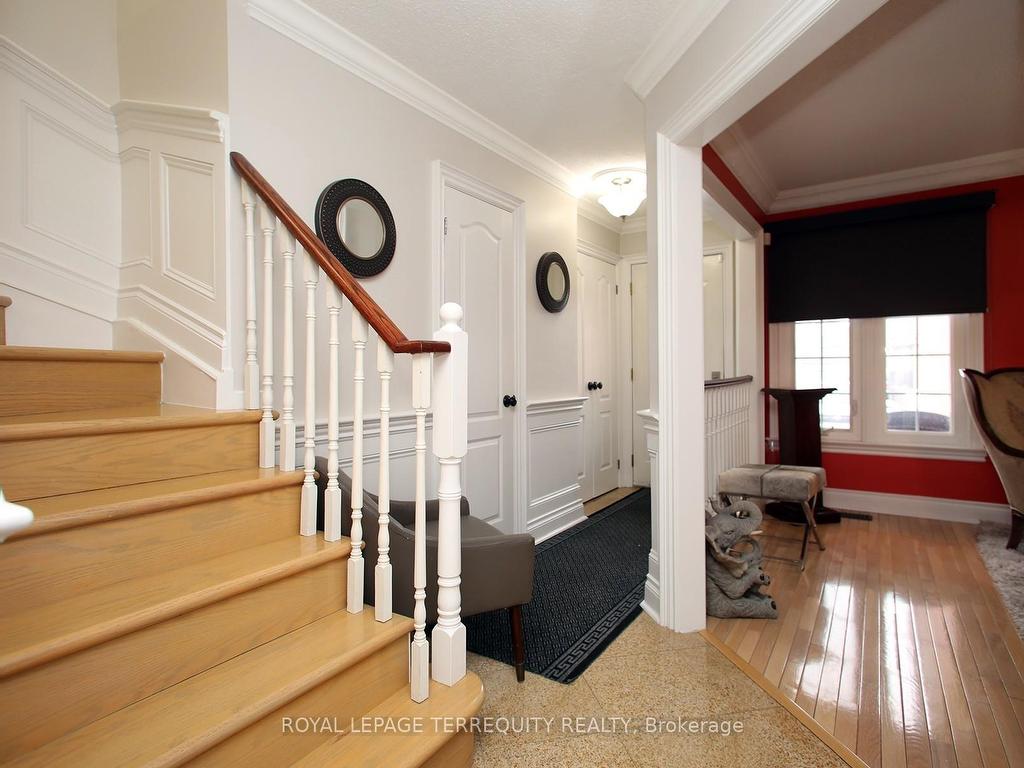 









40


Large

Crescent,
Ajax,




ON
L1T 2S9

