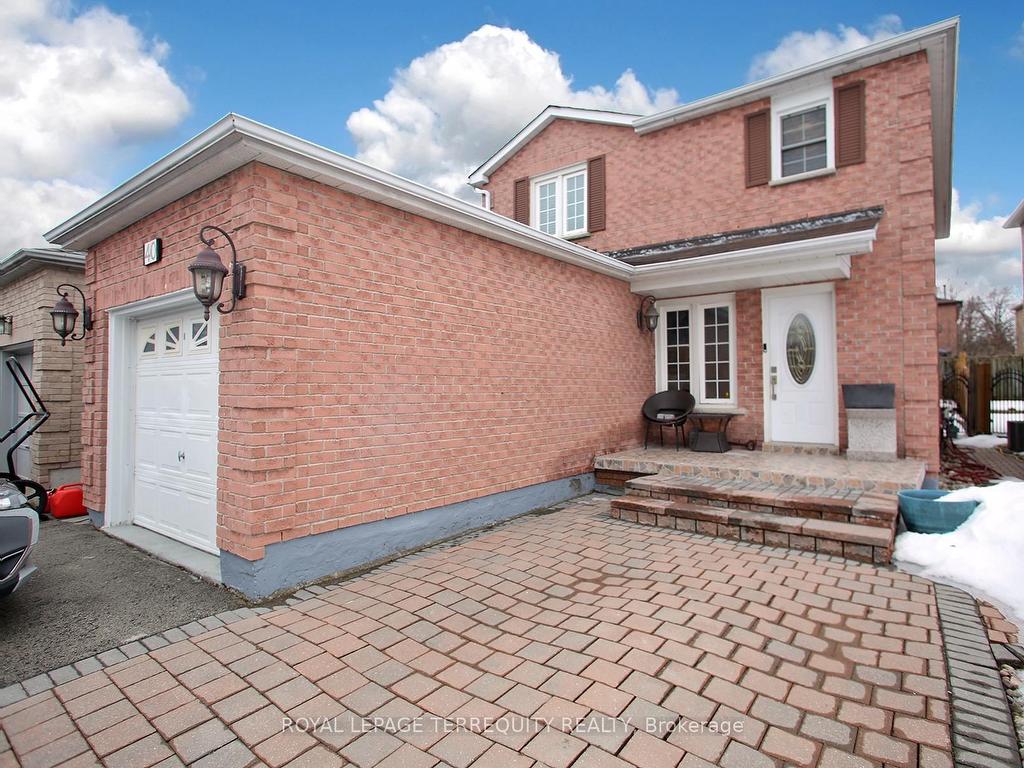 









40


Large

Crescent,
Ajax,




ON
L1T 2S9

