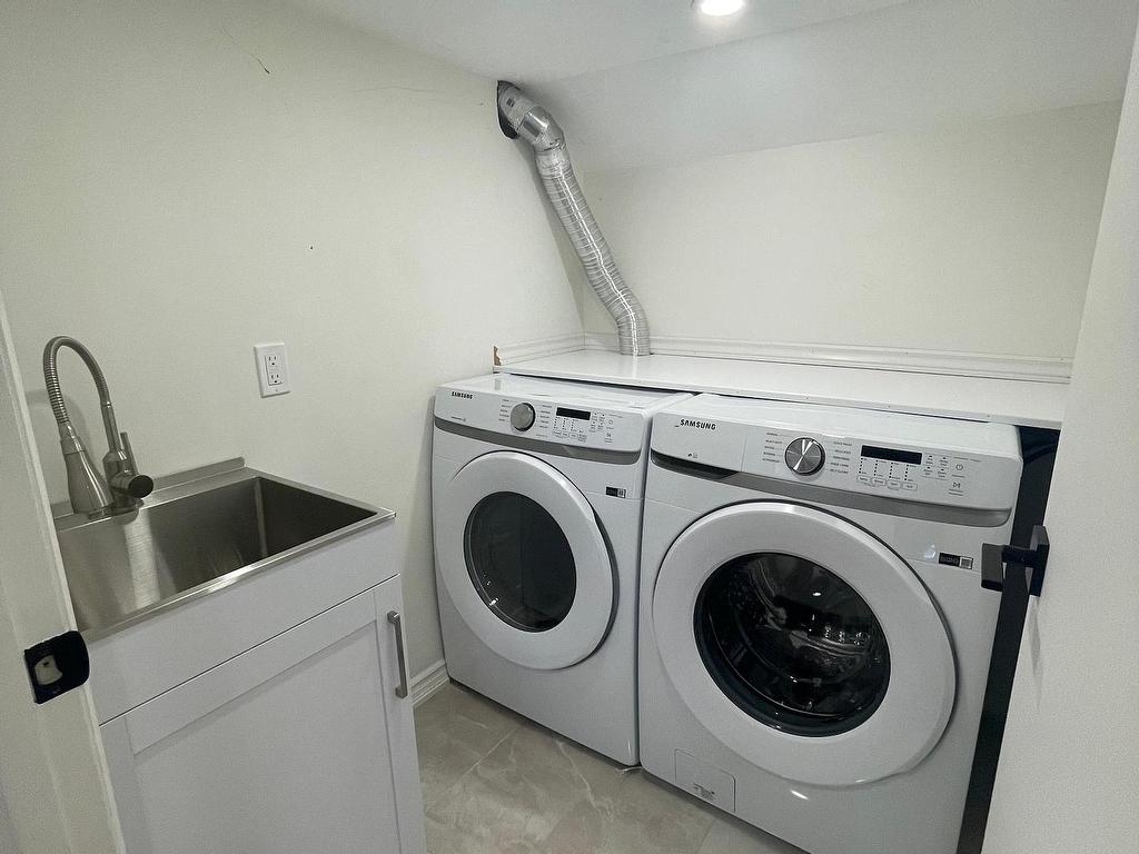 









954


Ninth

Street,
Mississauga,




ON
L5E 1S3

