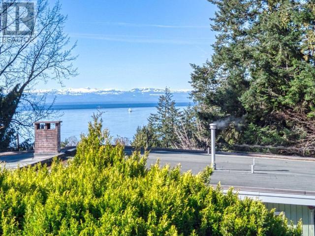 












7154 HAZELTON STREET

,
Powell River,




British Columbia
