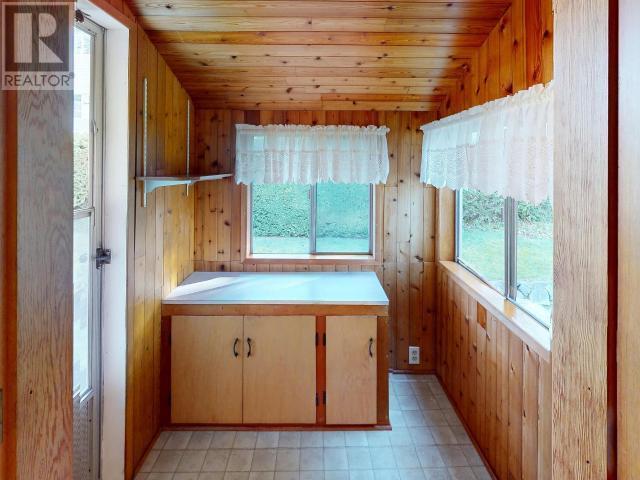 












7154 HAZELTON STREET

,
Powell River,




British Columbia
