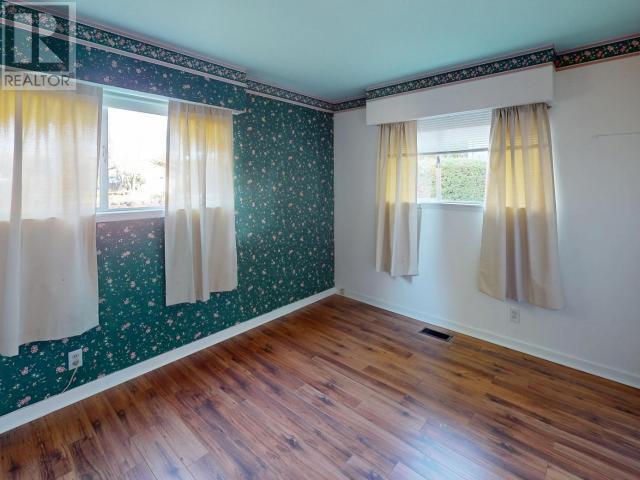 












7154 HAZELTON STREET

,
Powell River,




British Columbia
