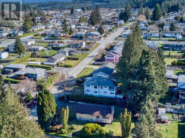 












7154 HAZELTON STREET

,
Powell River,




British Columbia
