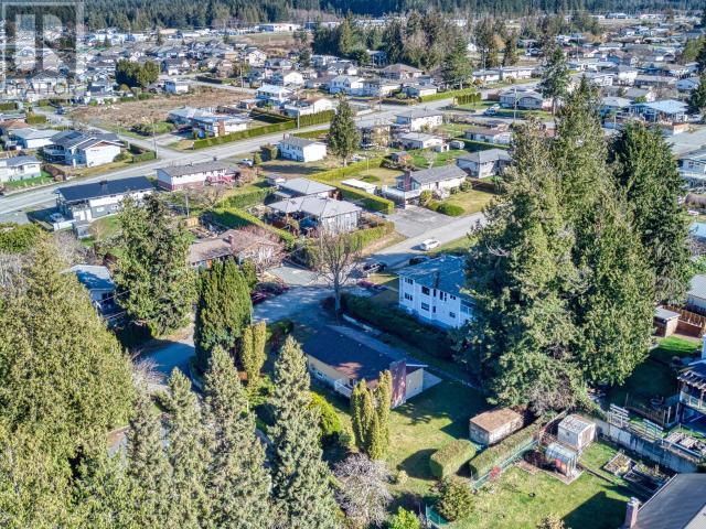 












7154 HAZELTON STREET

,
Powell River,




British Columbia
