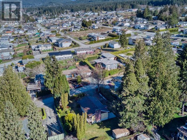 












7154 HAZELTON STREET

,
Powell River,




British Columbia
