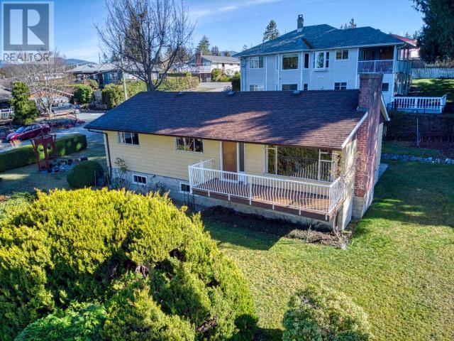 












7154 HAZELTON STREET

,
Powell River,




British Columbia
