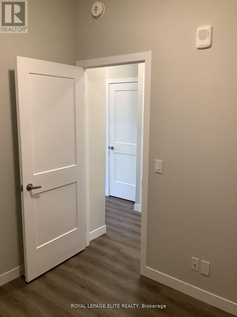 












1301 - 15 QUEEN STREET S

,
Hamilton,




Ontario
L8P0C6

