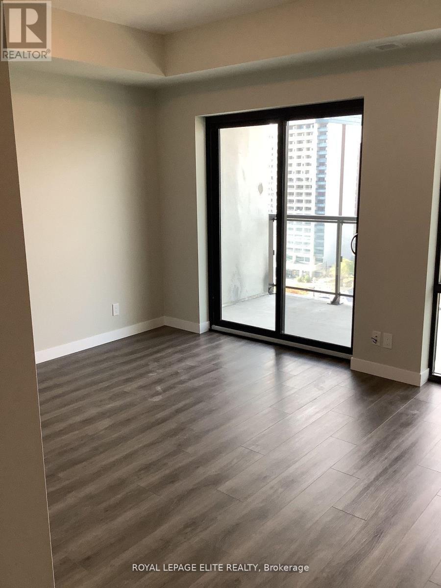 












1301 - 15 QUEEN STREET S

,
Hamilton,




Ontario
L8P0C6

