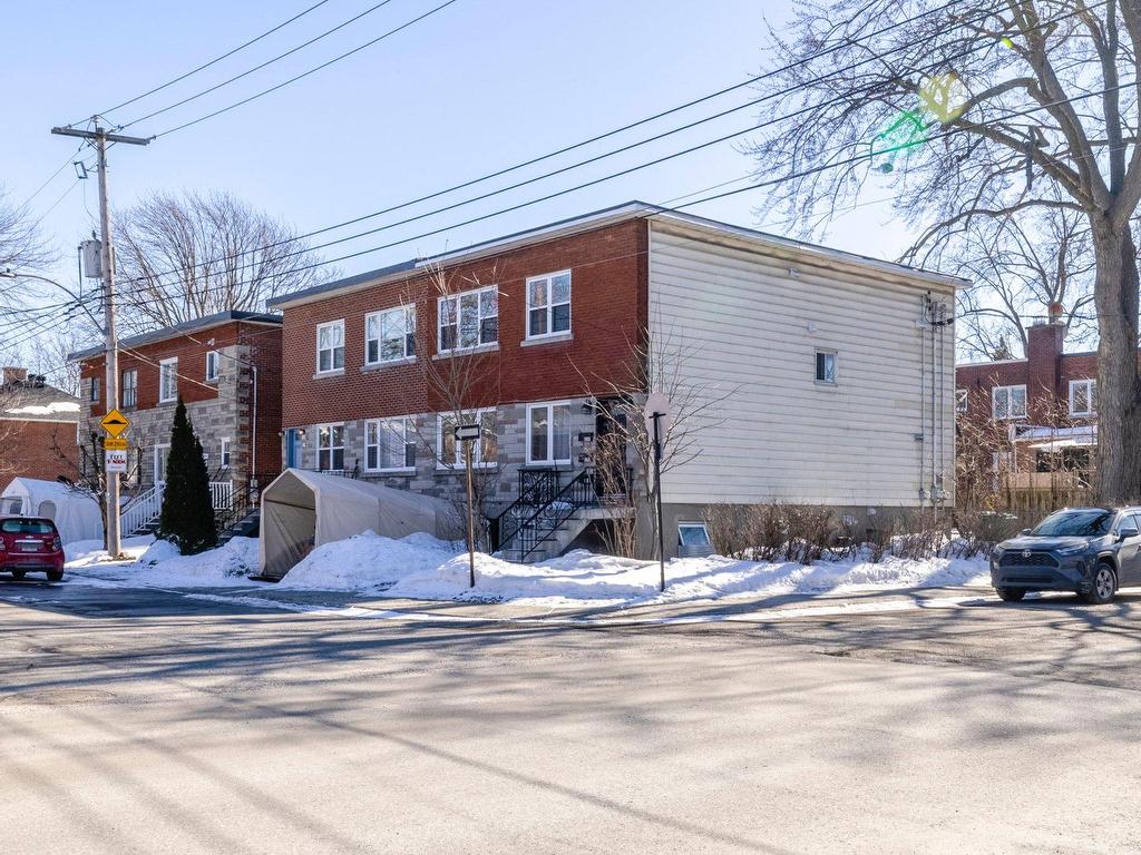 









5290

 - 5294


Av. MacMahon

,
Montréal (Côte-des-Neiges/Notre-Dame-de-Grâce),




QC
H4V2B7

