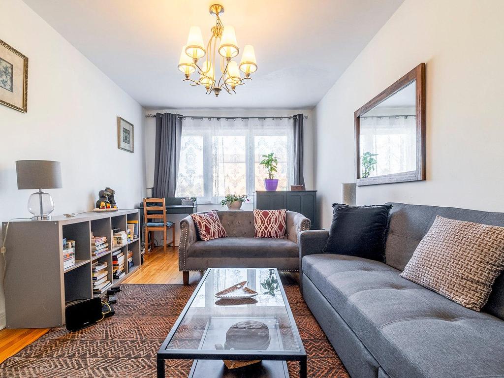 









5290

 - 5294


Av. MacMahon

,
Montréal (Côte-des-Neiges/Notre-Dame-de-Grâce),




QC
H4V2B7

