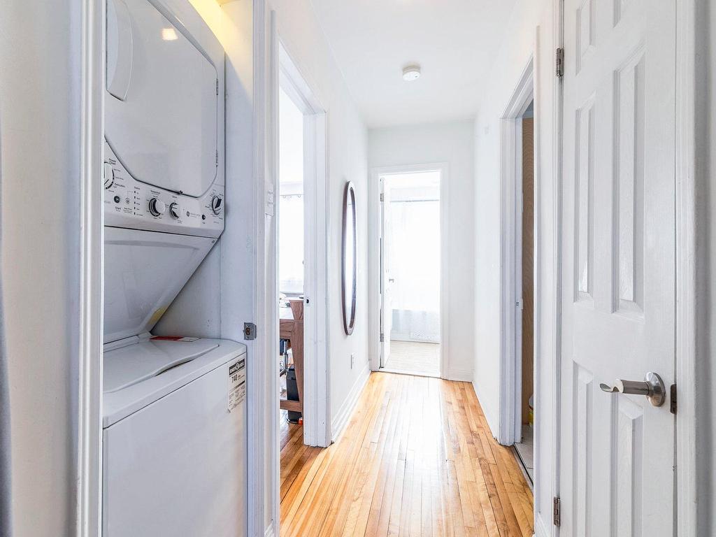 









5290

 - 5294


Av. MacMahon

,
Montréal (Côte-des-Neiges/Notre-Dame-de-Grâce),




QC
H4V2B7

