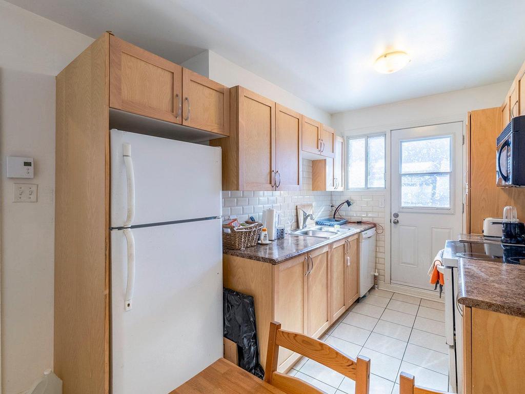









5290

 - 5294


Av. MacMahon

,
Montréal (Côte-des-Neiges/Notre-Dame-de-Grâce),




QC
H4V2B7

