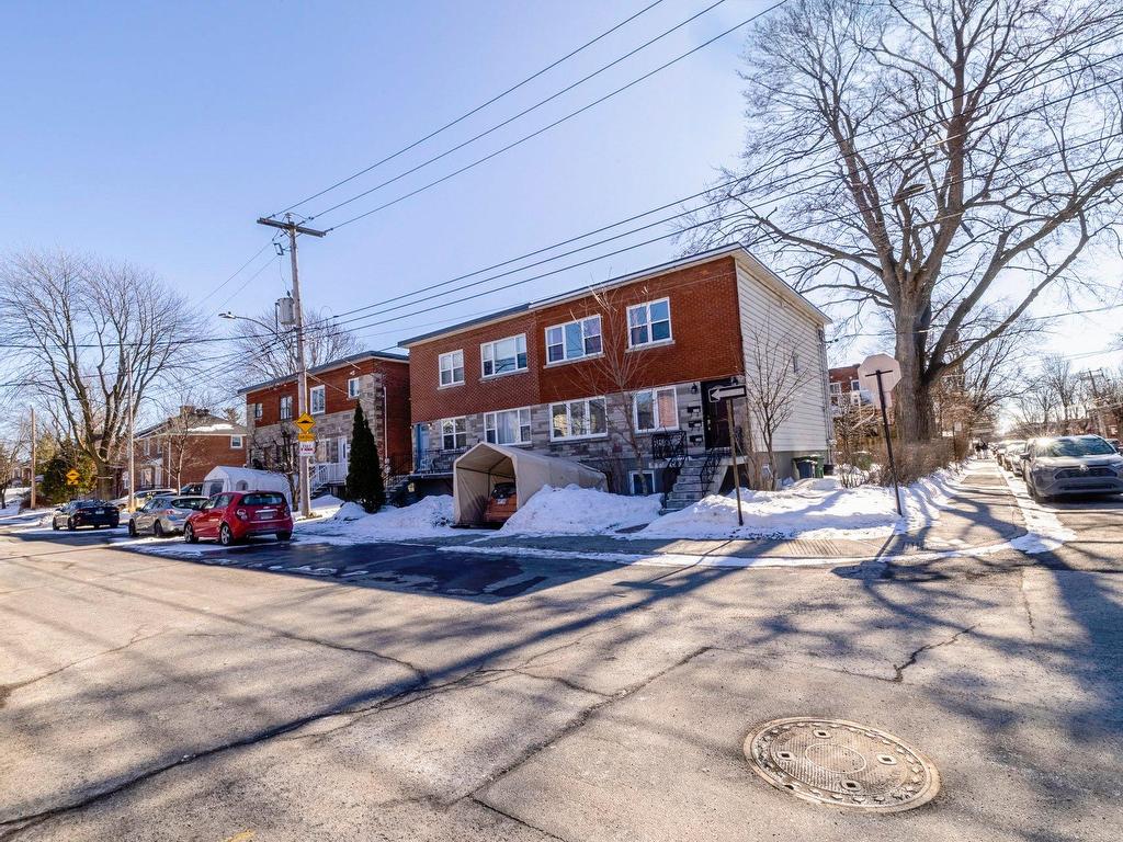 









5290

 - 5294


Av. MacMahon

,
Montréal (Côte-des-Neiges/Notre-Dame-de-Grâce),




QC
H4V2B7

