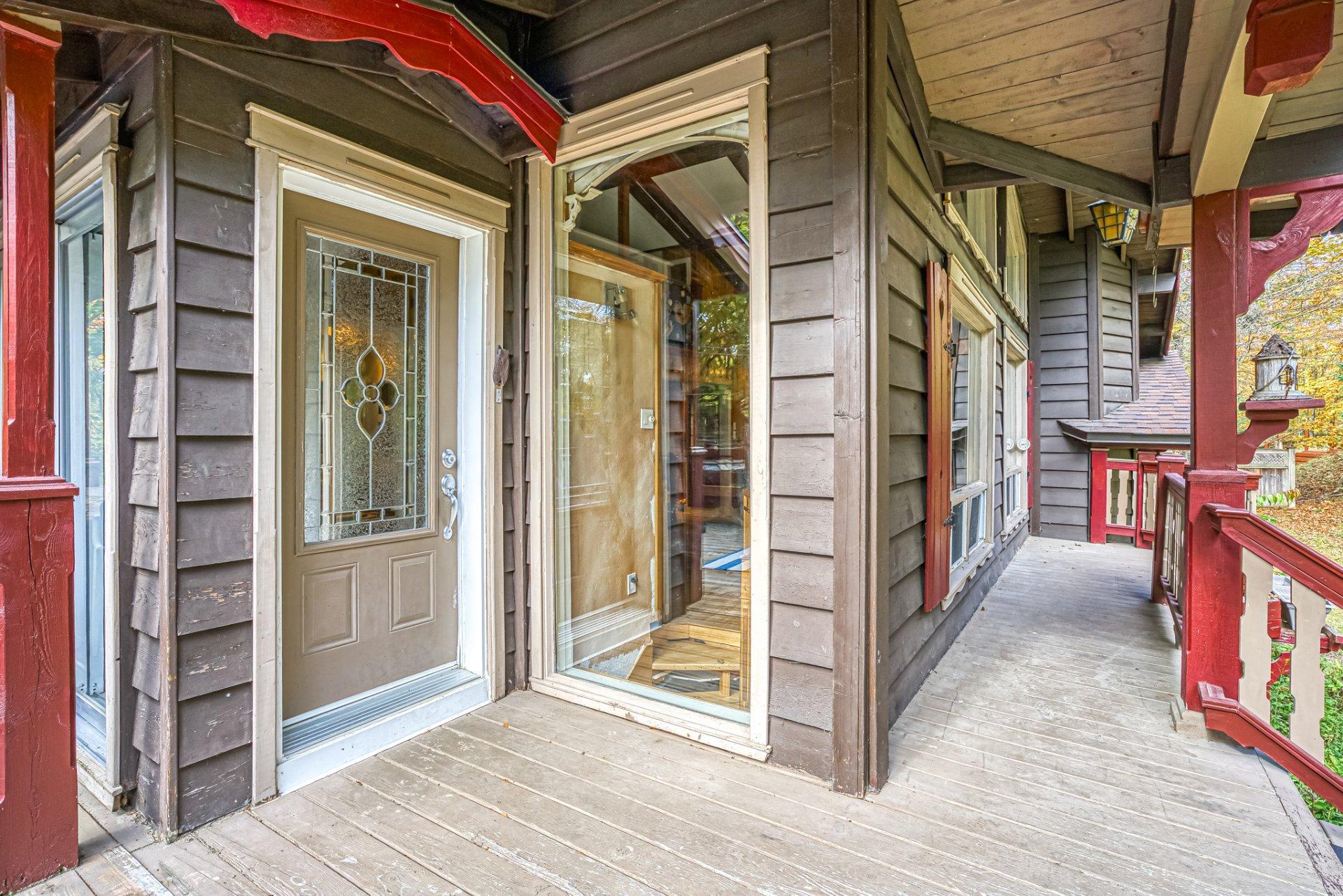









470


Rue de l'Edelweiss

,
Sainte-Agathe-des-Monts,




QC
J8C0J9

