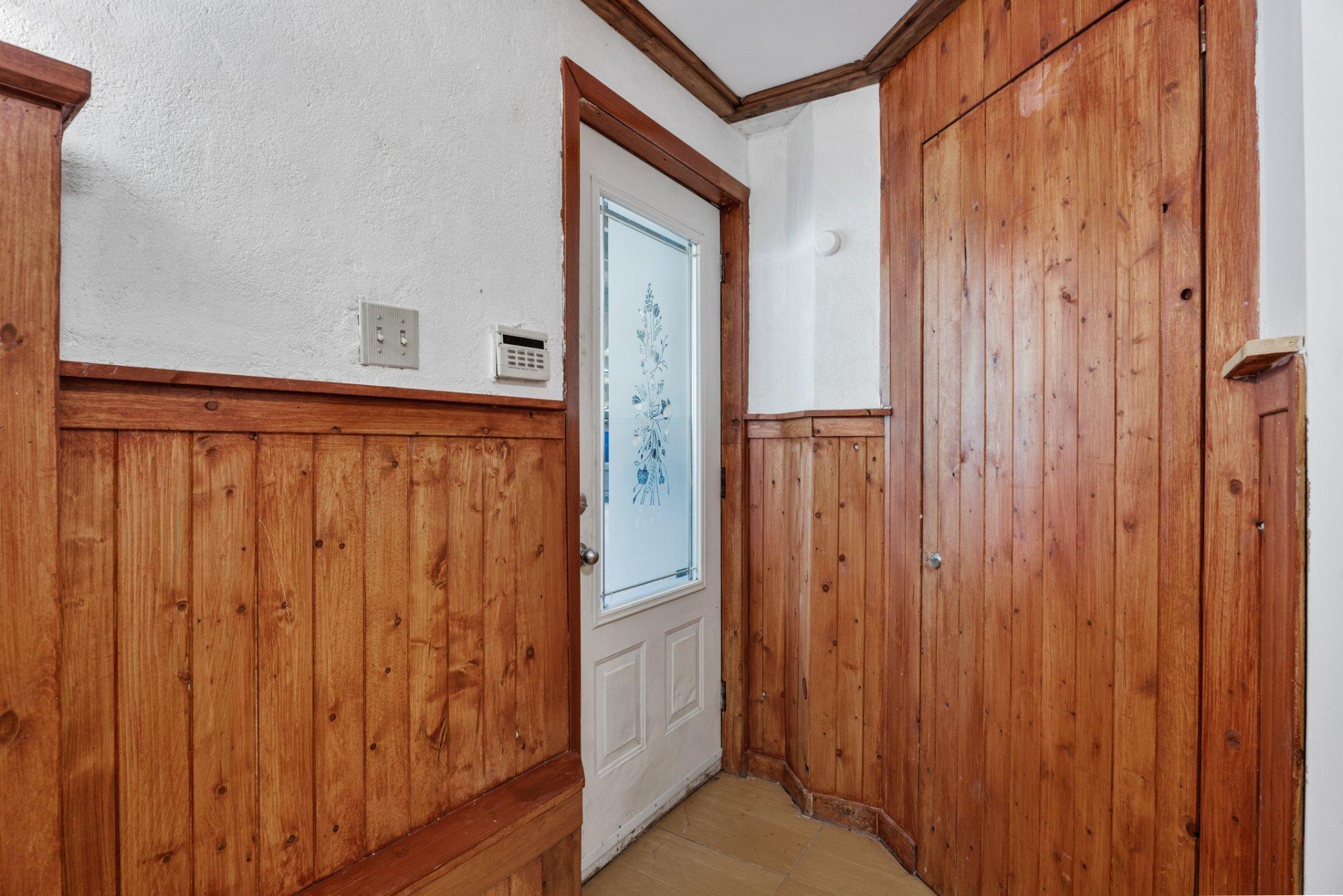 









470


Rue de l'Edelweiss

,
Sainte-Agathe-des-Monts,




QC
J8C0J9

