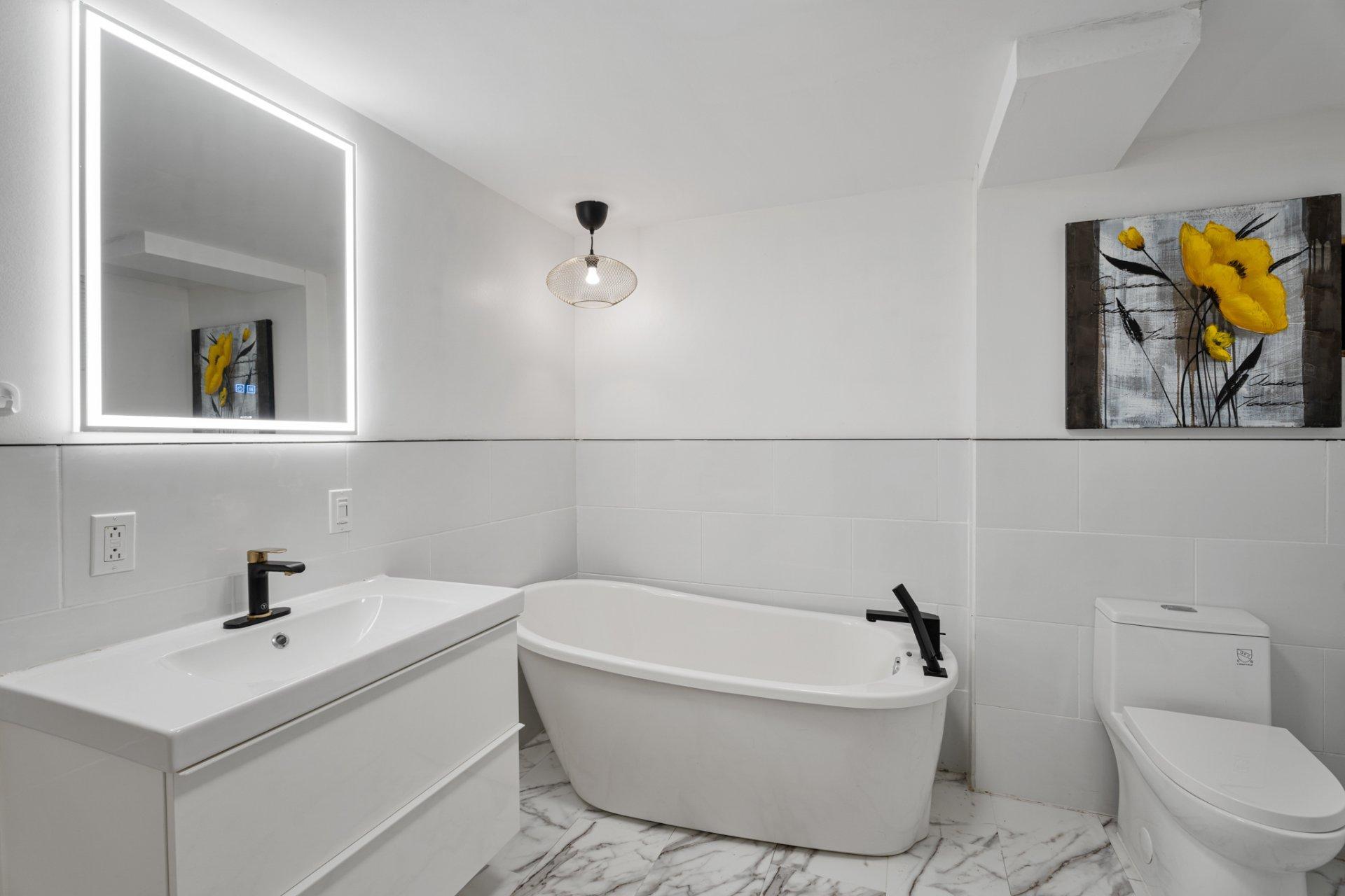 









470


Rue de l'Edelweiss

,
Sainte-Agathe-des-Monts,




QC
J8C0J9

