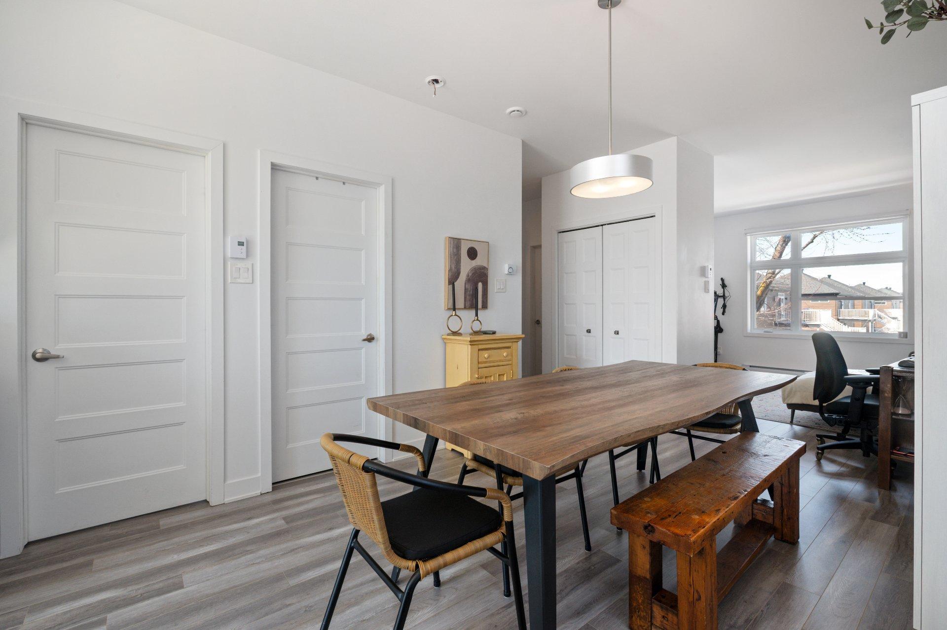 









537


Rue Séraphin-Bouc

,
Sainte-Anne-des-Plaines,




QC
J0N1H0

