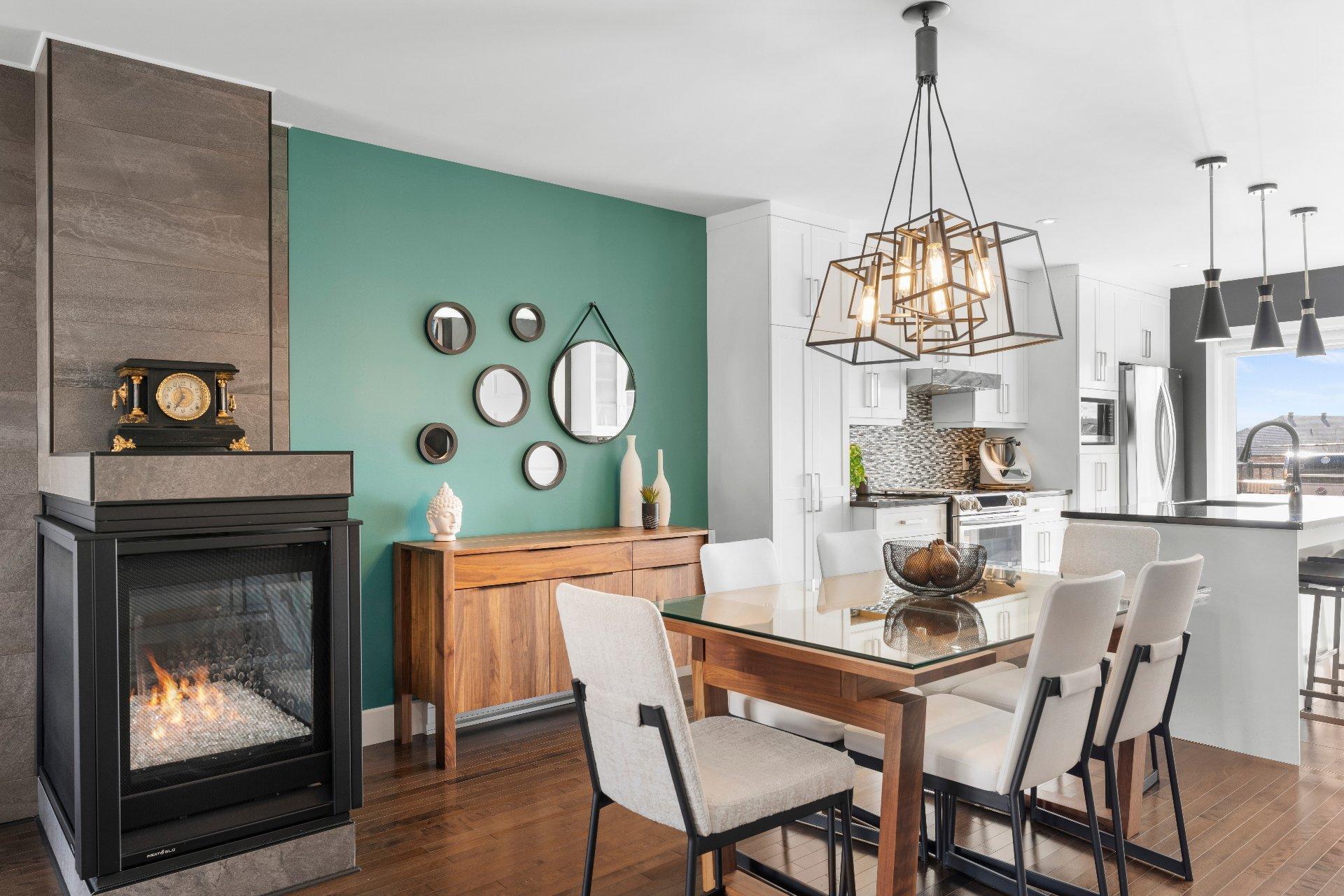 









1335


Rue Mansourati

,
Sherbrooke (Brompton/Rock Forest/Saint-Élie/Deauville),




QC
J1N0T3

