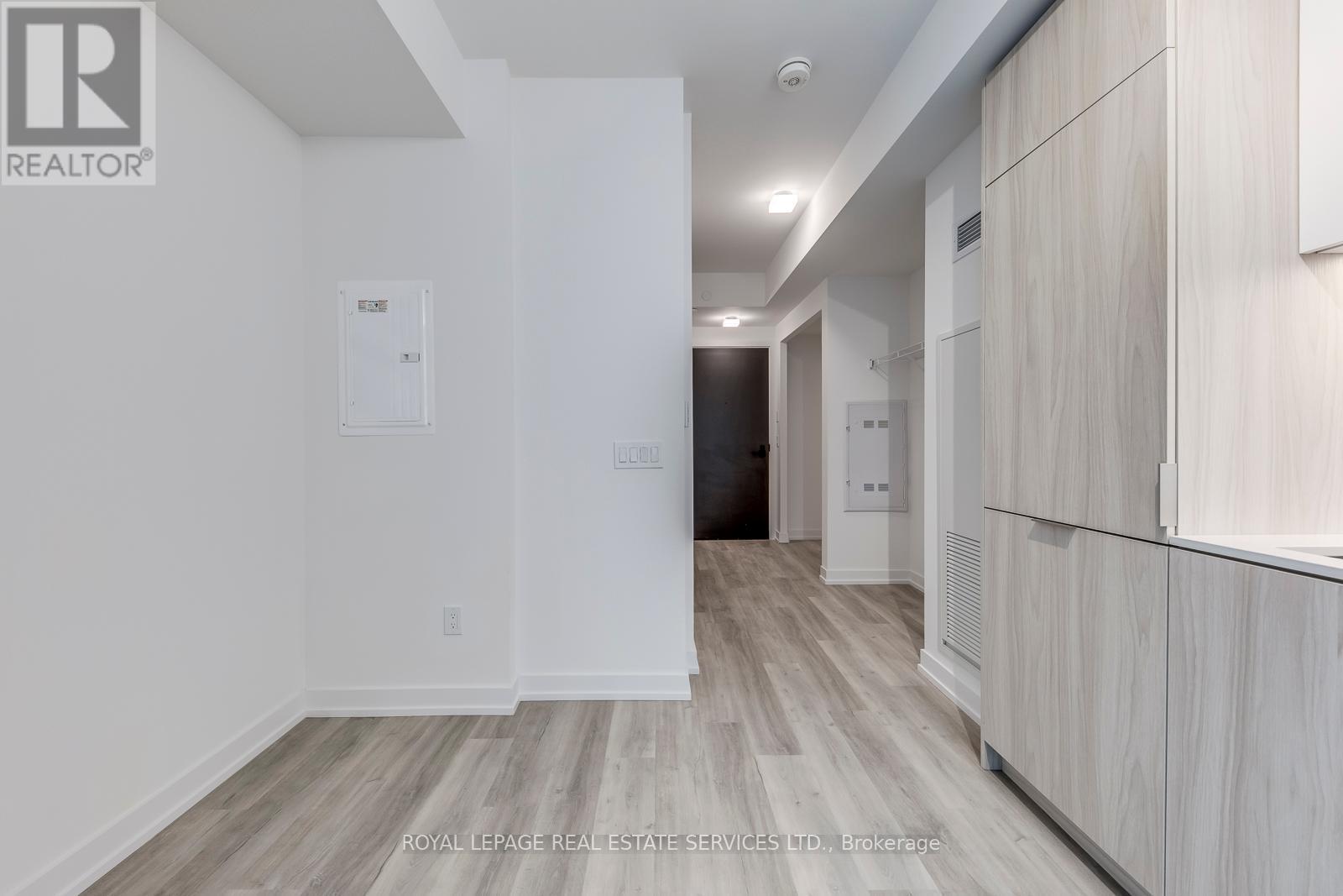 












828 - 28 EASTERN AVENUE

,
Toronto,




Ontario
M5A0Y2

