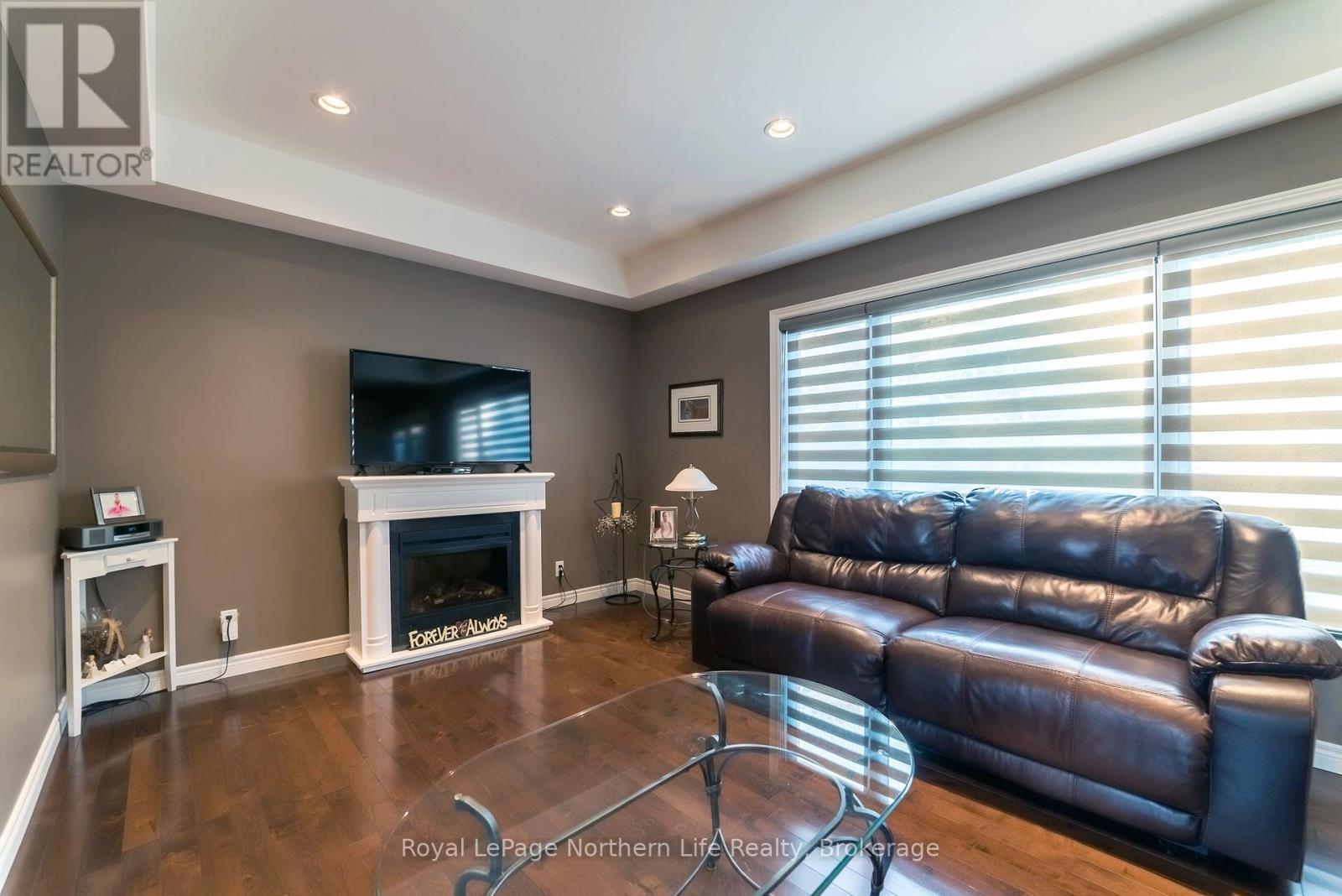 












805 EVANSVILLE DRIVE

,
West Nipissing (Sturgeon Falls),




Ontario
P2B2K5

