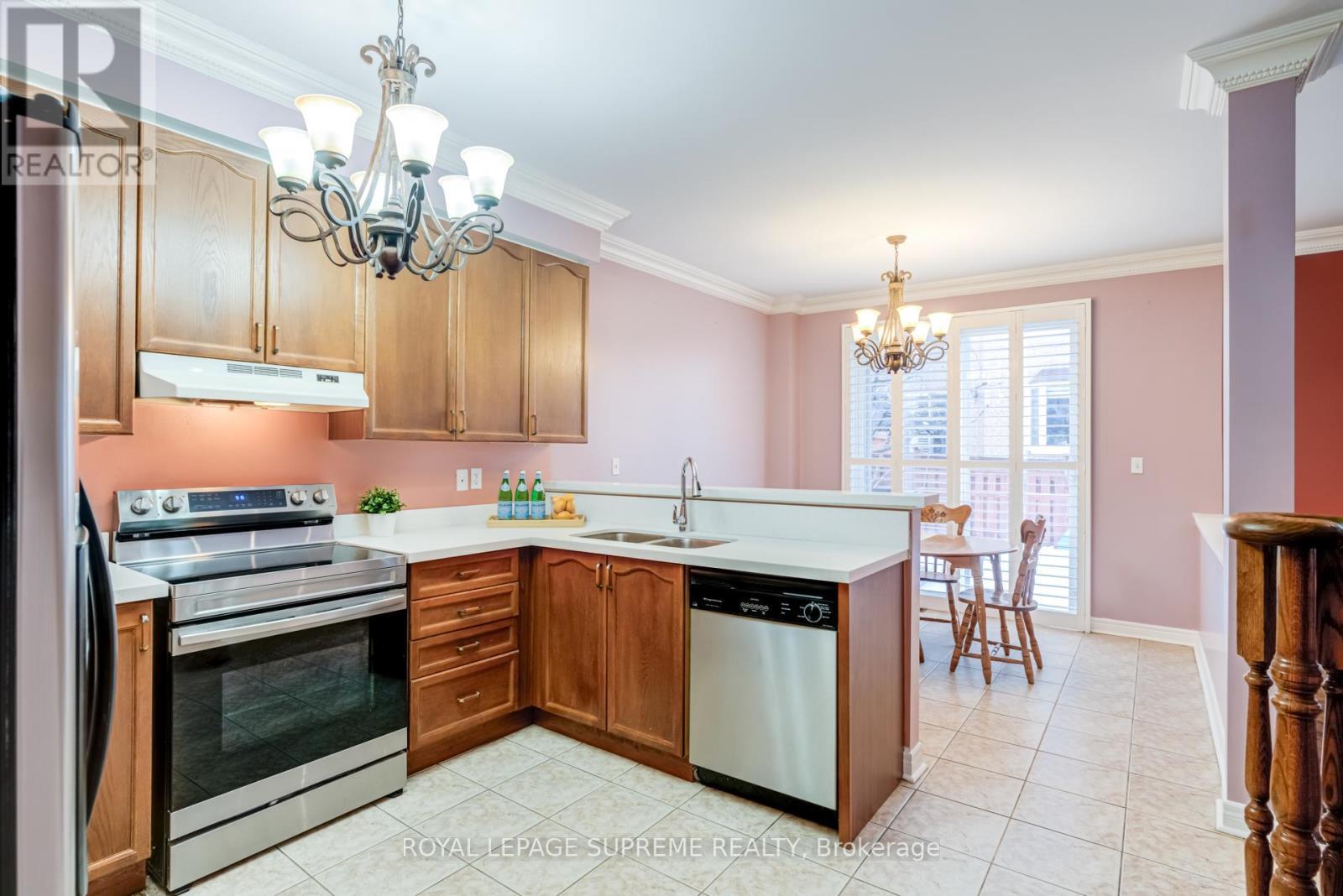 












65 AMARONE AVENUE

,
Vaughan,




Ontario
L4H2N8

