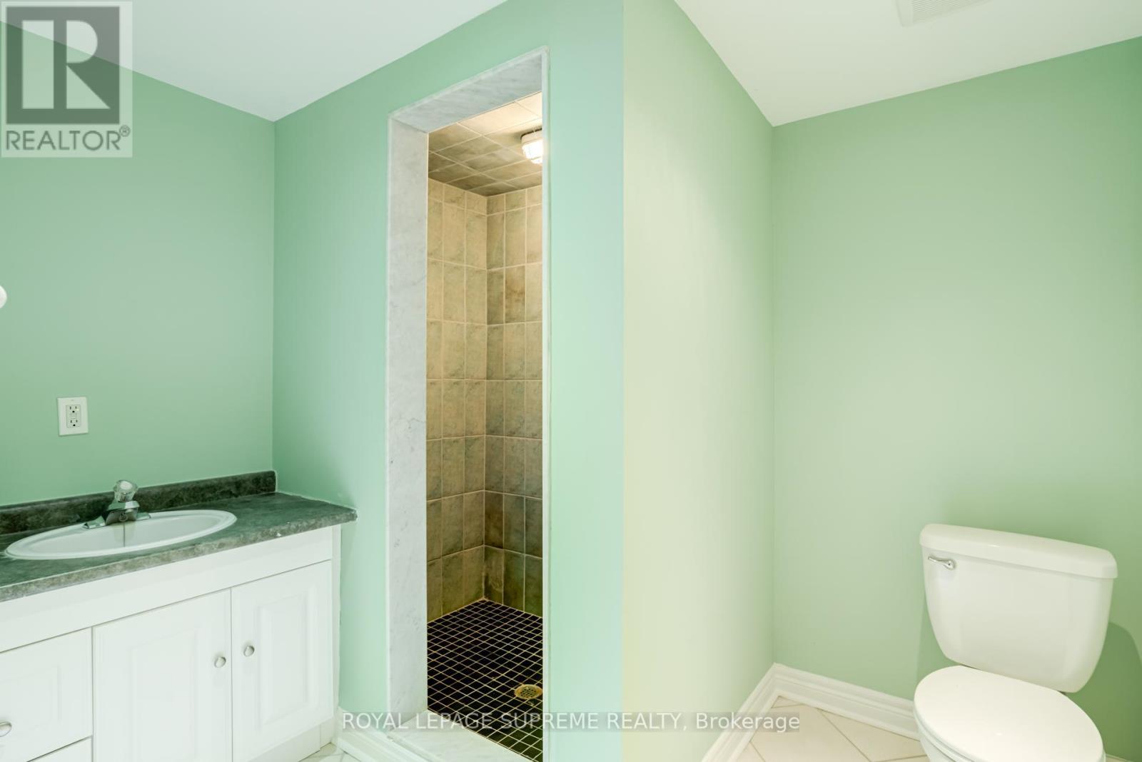 












65 AMARONE AVENUE

,
Vaughan,




Ontario
L4H2N8

