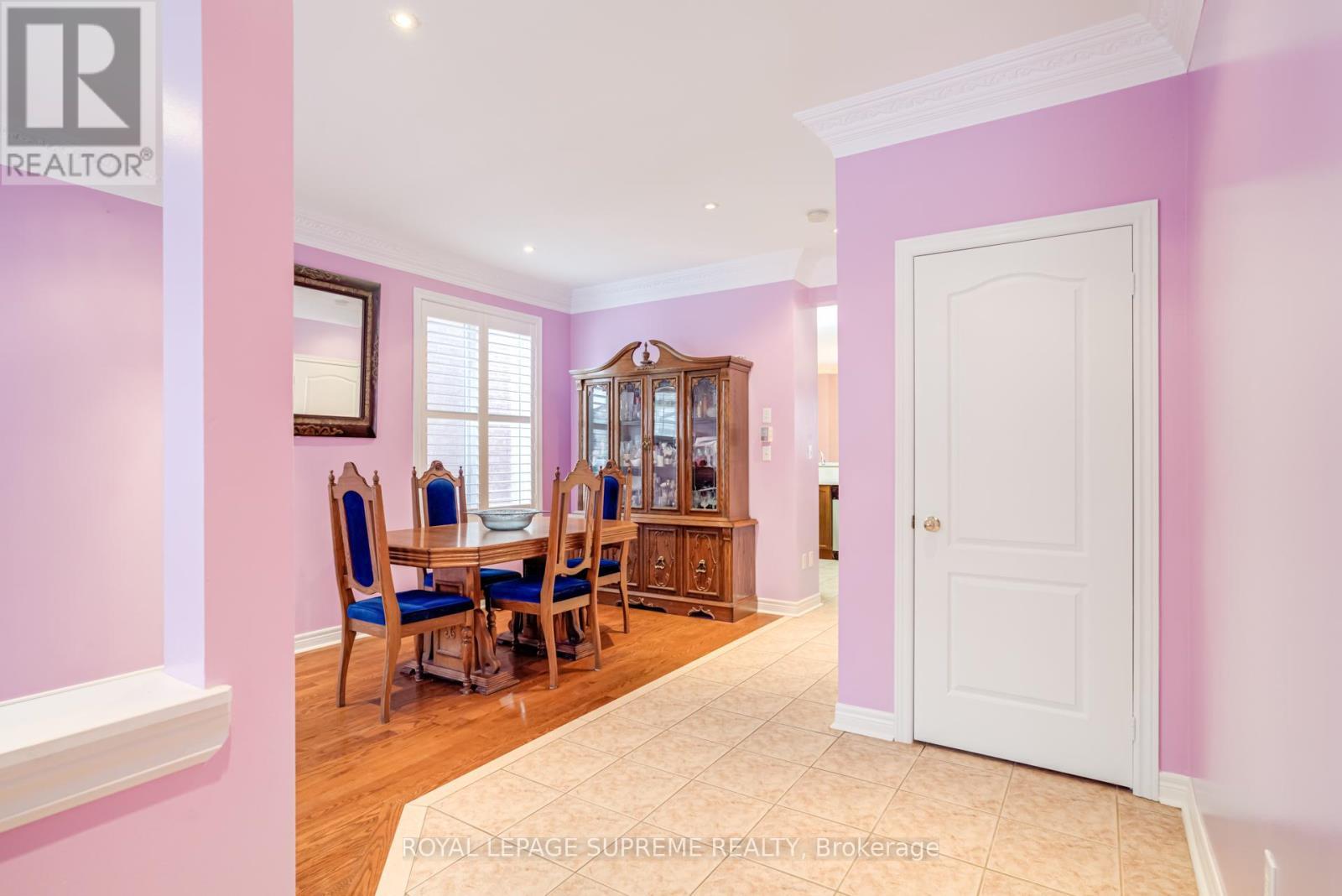 












65 AMARONE AVENUE

,
Vaughan,




Ontario
L4H2N8

