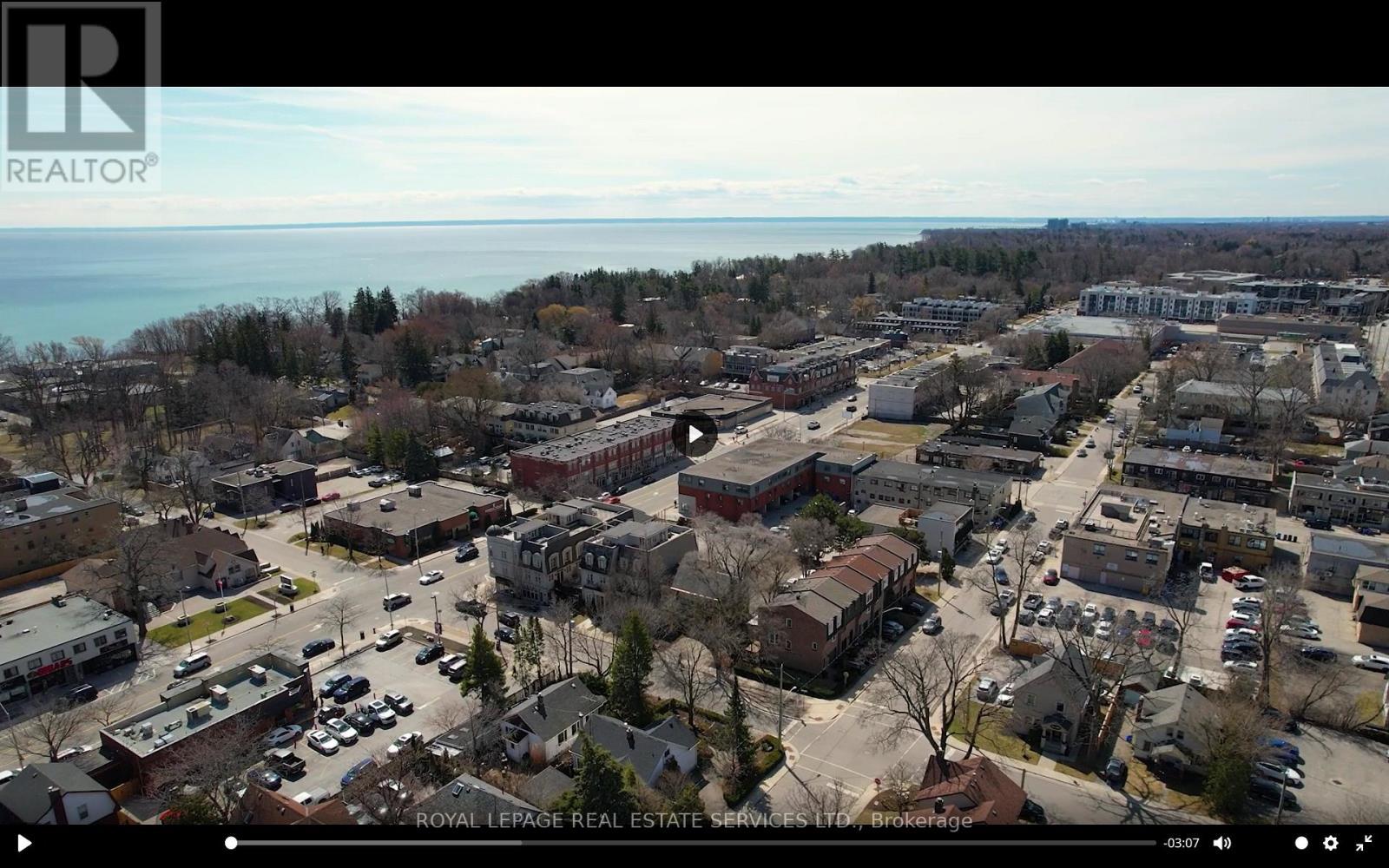 












128 CHISHOLM STREET

,
Oakville,




Ontario
L6K3J2

