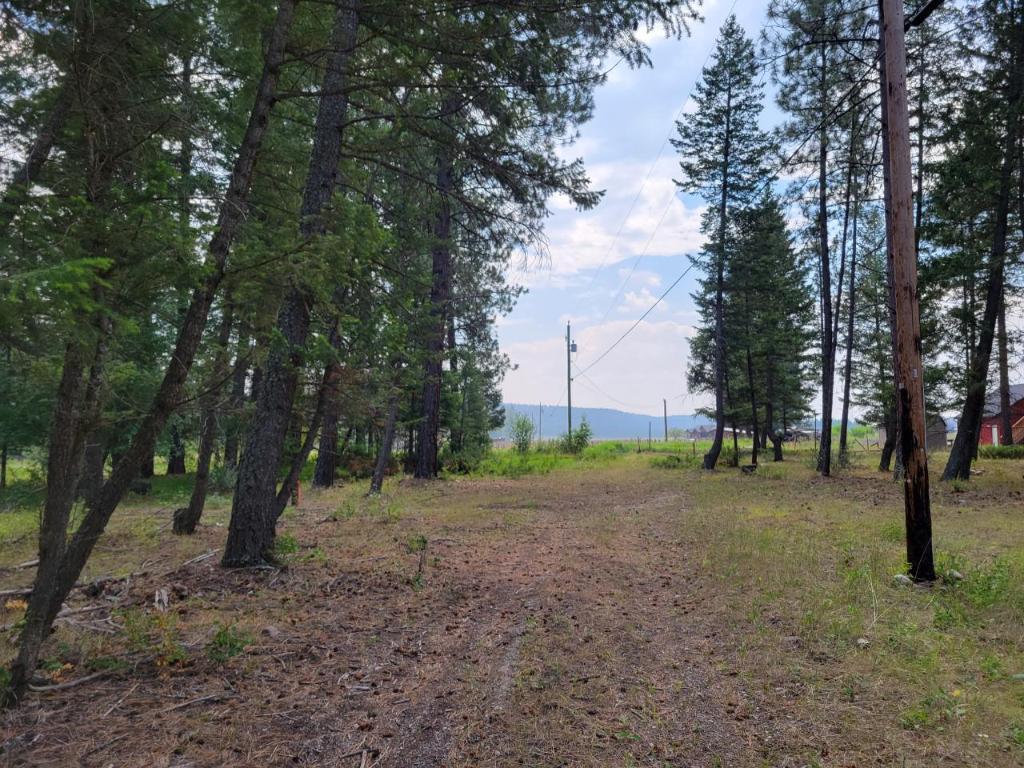 









Lot B


GRASMERE-DORR

Road,
Grasmere,







BC
V0B 1R0

