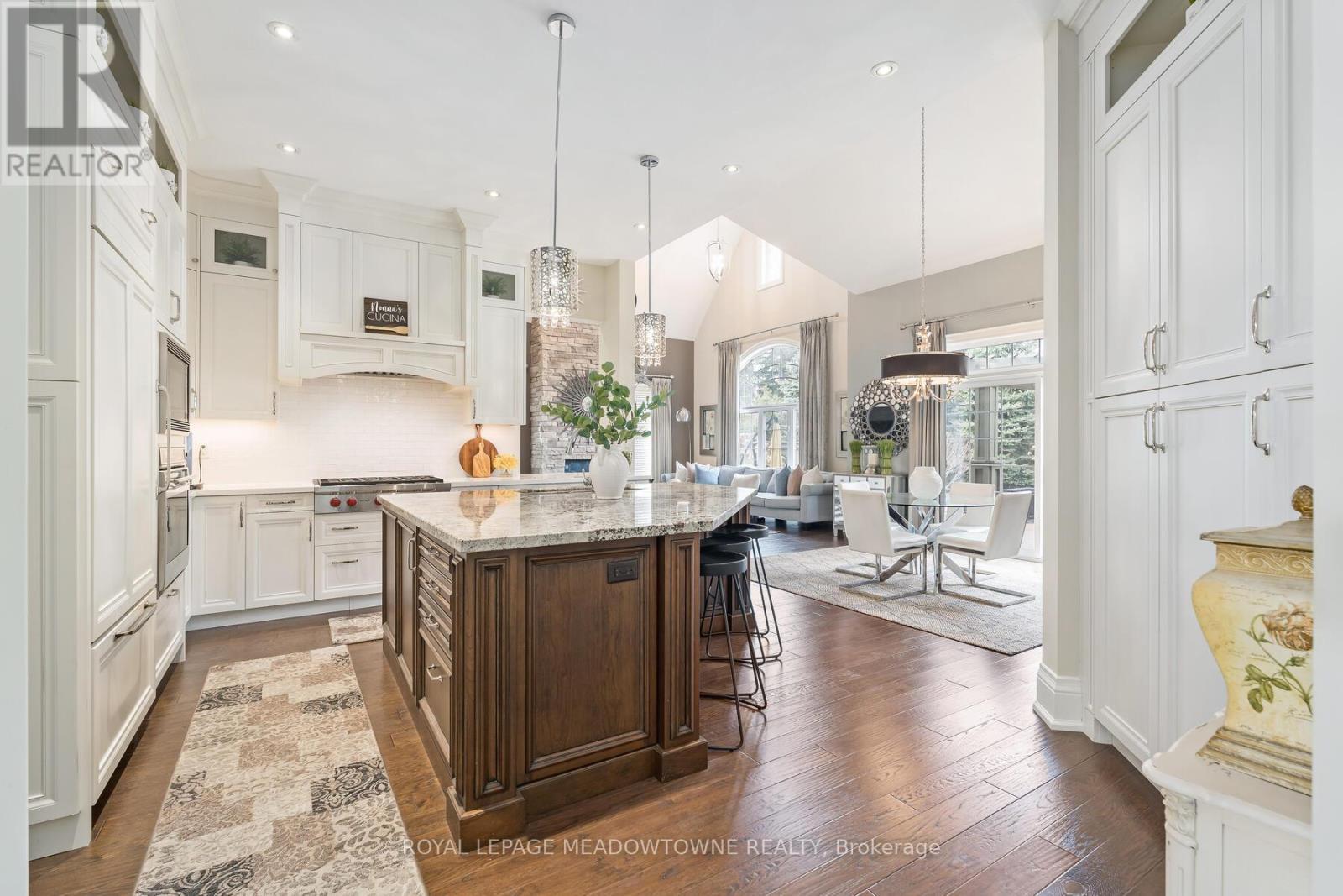 












32 AINLEY TRAIL

,
Halton Hills,




Ontario
L7G0E6

