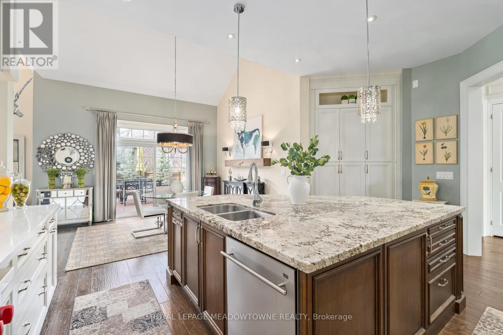 












32 AINLEY TRAIL

,
Halton Hills,




Ontario
L7G0E6

