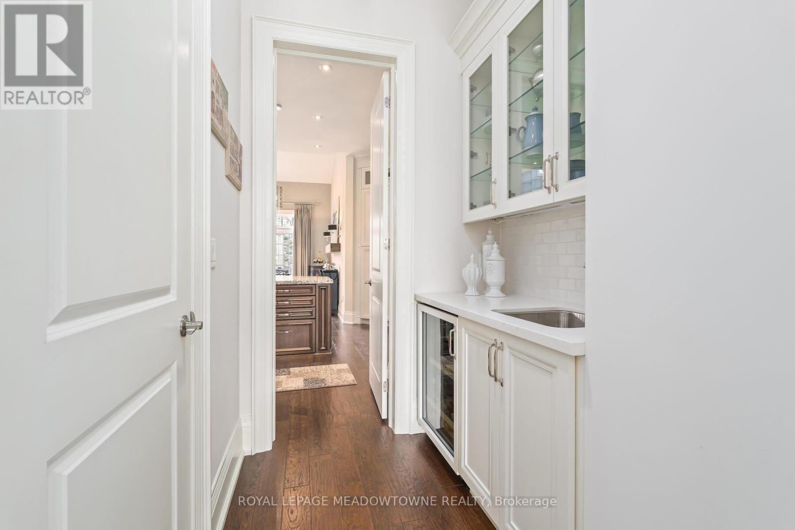 












32 AINLEY TRAIL

,
Halton Hills,




Ontario
L7G0E6

