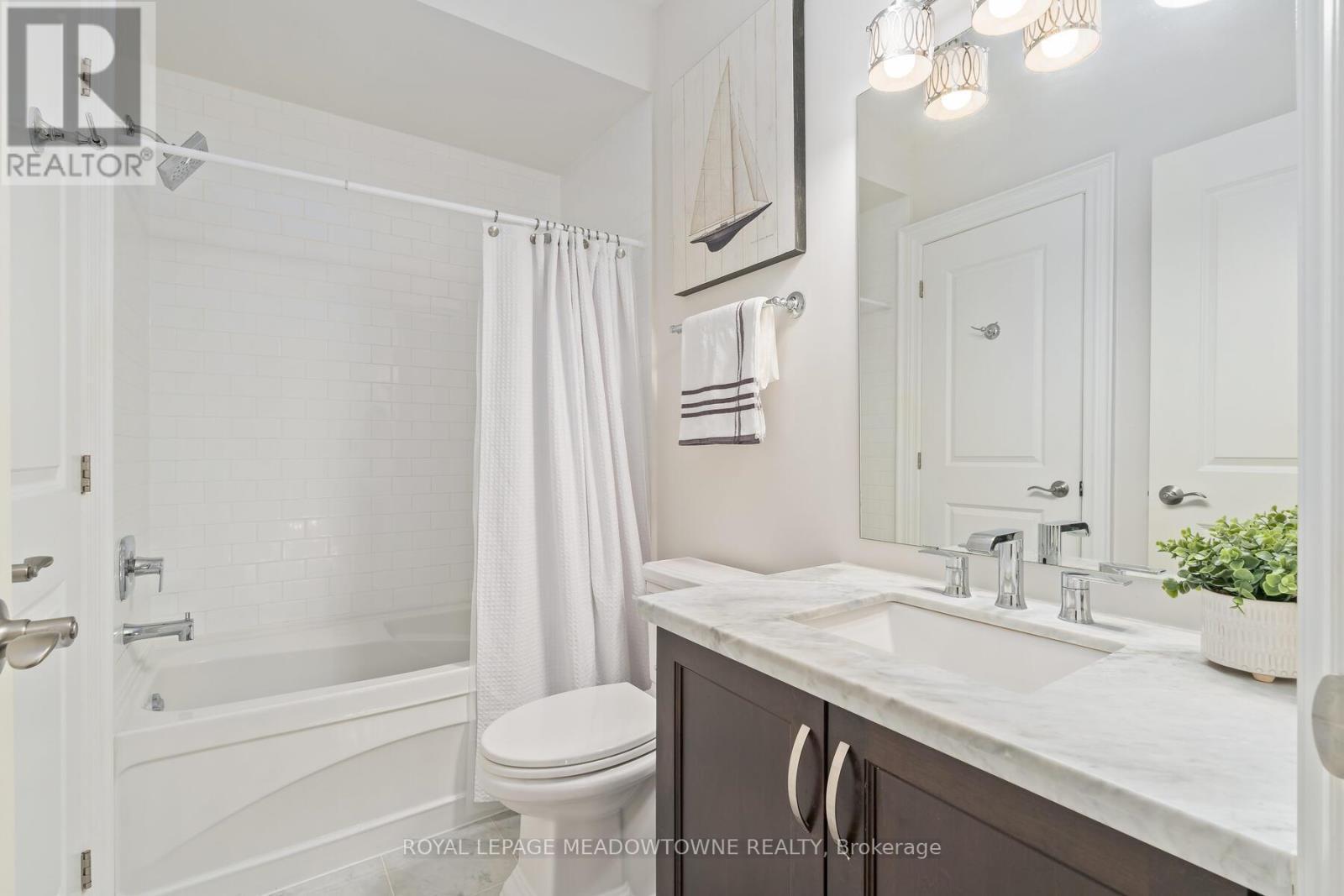 












32 AINLEY TRAIL

,
Halton Hills,




Ontario
L7G0E6

