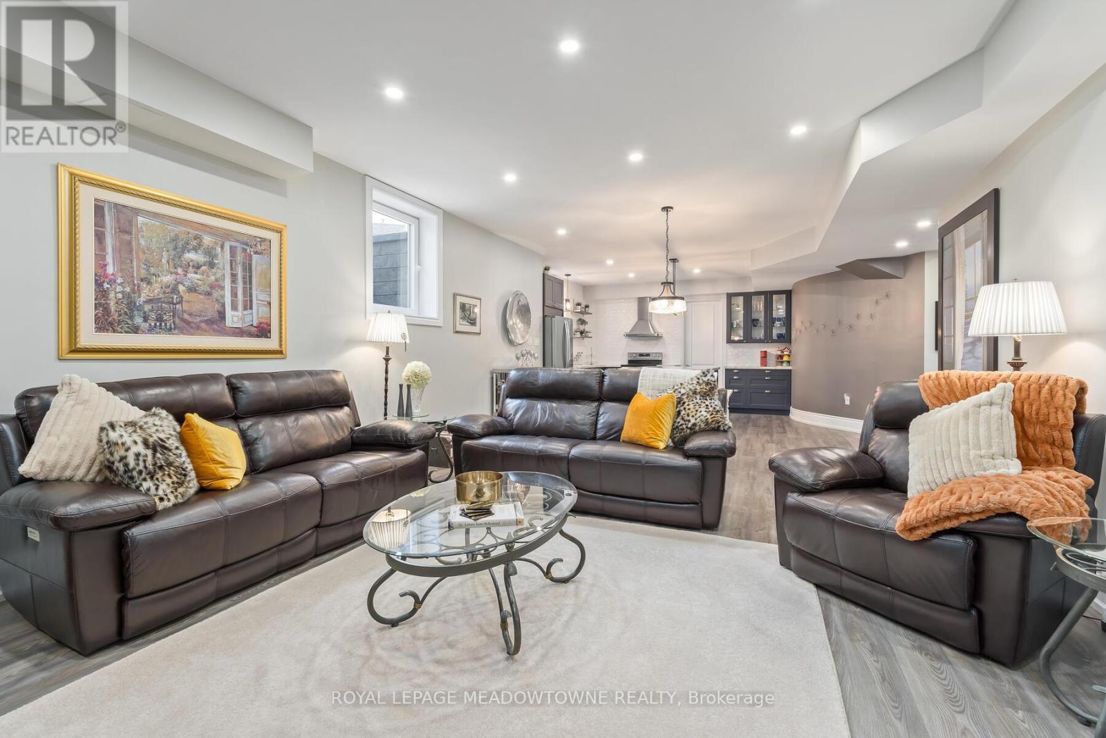 












32 AINLEY TRAIL

,
Halton Hills,




Ontario
L7G0E6

