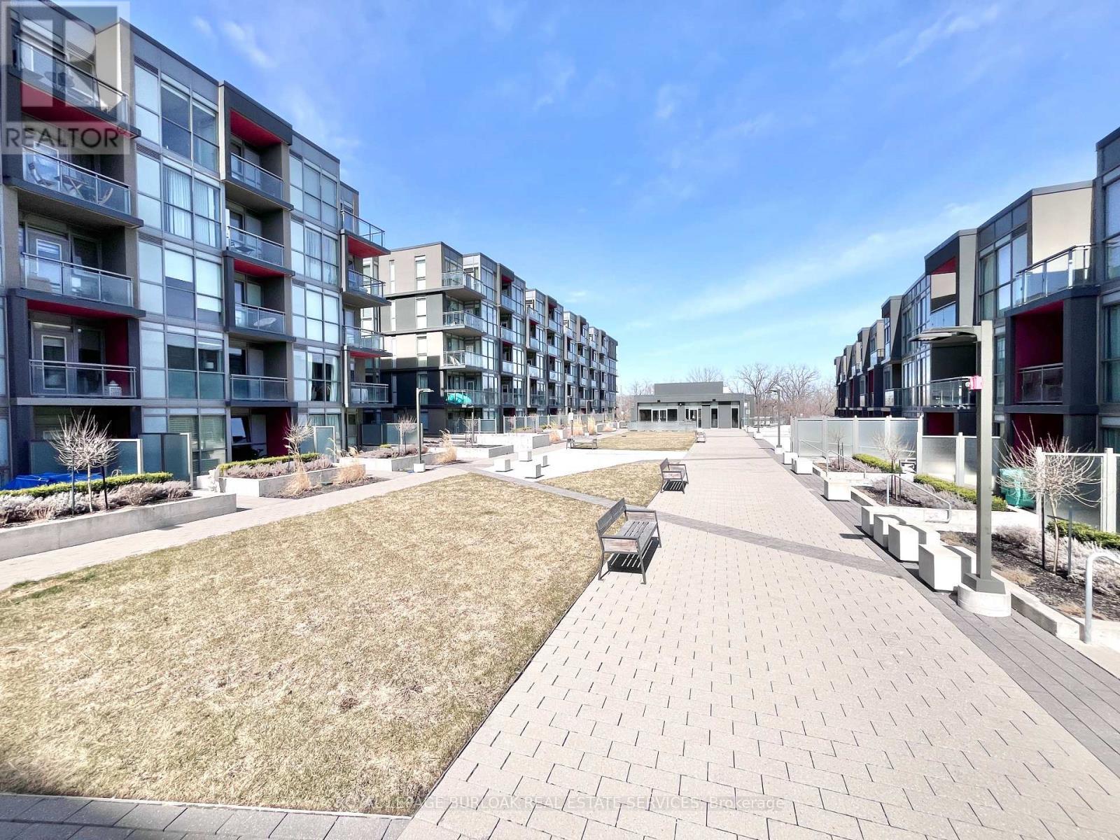 












A232 - 5230 DUNDAS STREET

,
Burlington,




Ontario
L7L0J5

