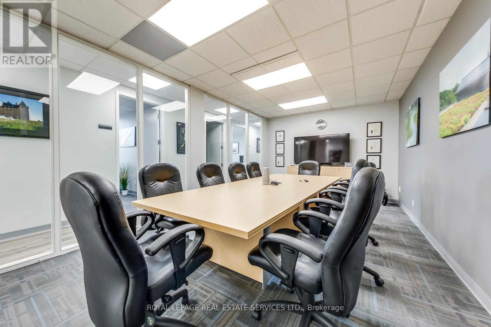 












303 - 3310 SOUTH SERVICE ROAD S

,
Burlington,




Ontario
L7N3M6

