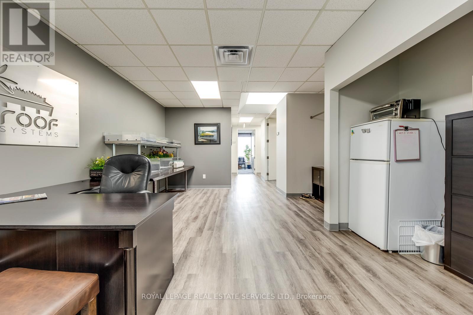 












303 - 3310 SOUTH SERVICE ROAD S

,
Burlington,




Ontario
L7N3M6

