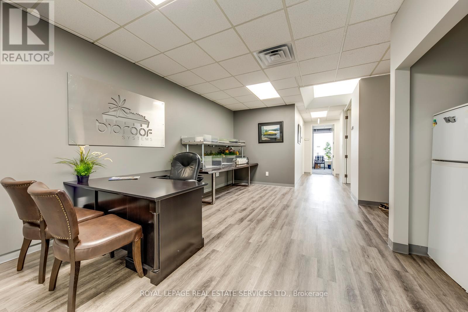 












303 - 3310 SOUTH SERVICE ROAD S

,
Burlington,




Ontario
L7N3M6

