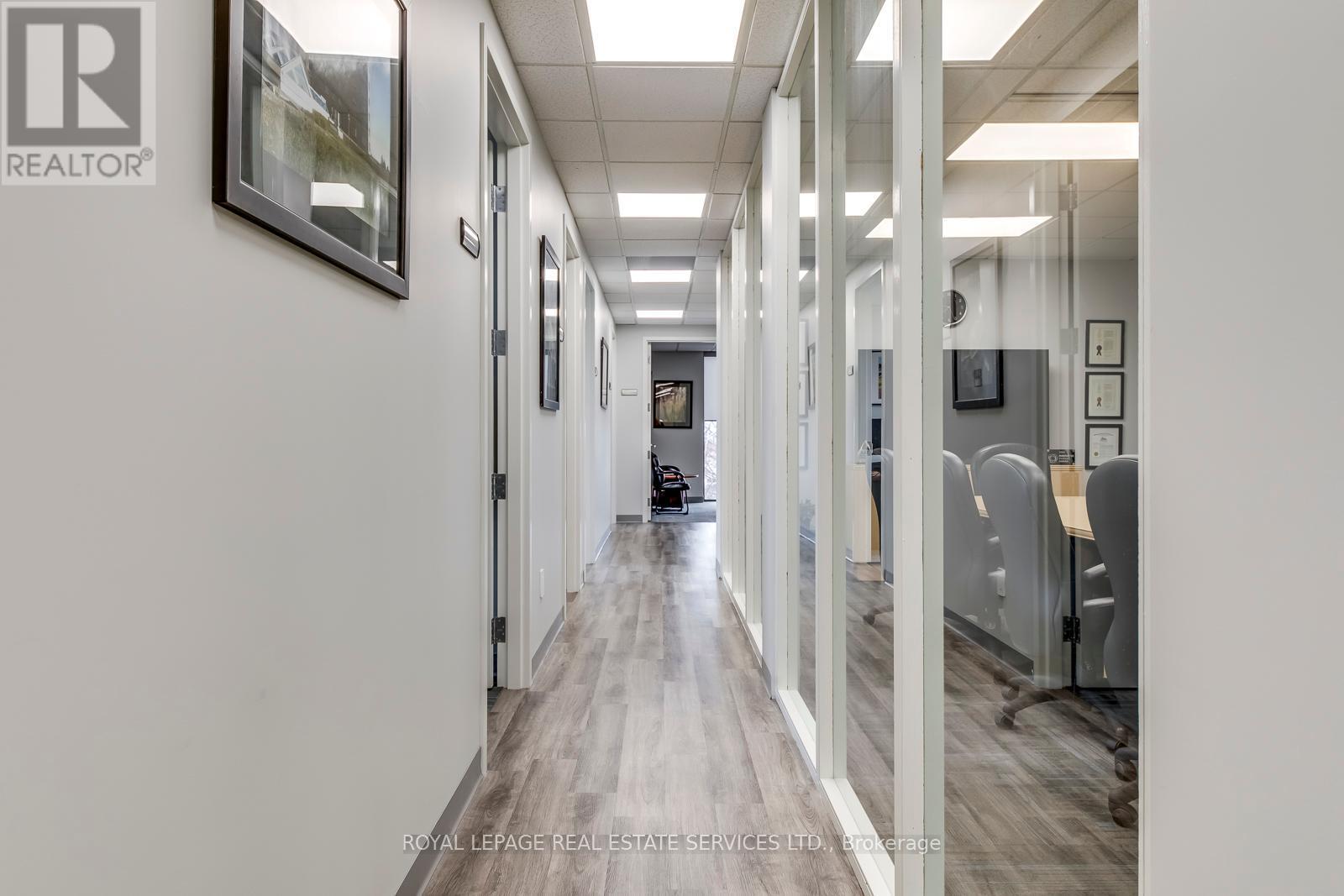












303 - 3310 SOUTH SERVICE ROAD S

,
Burlington,




Ontario
L7N3M6

