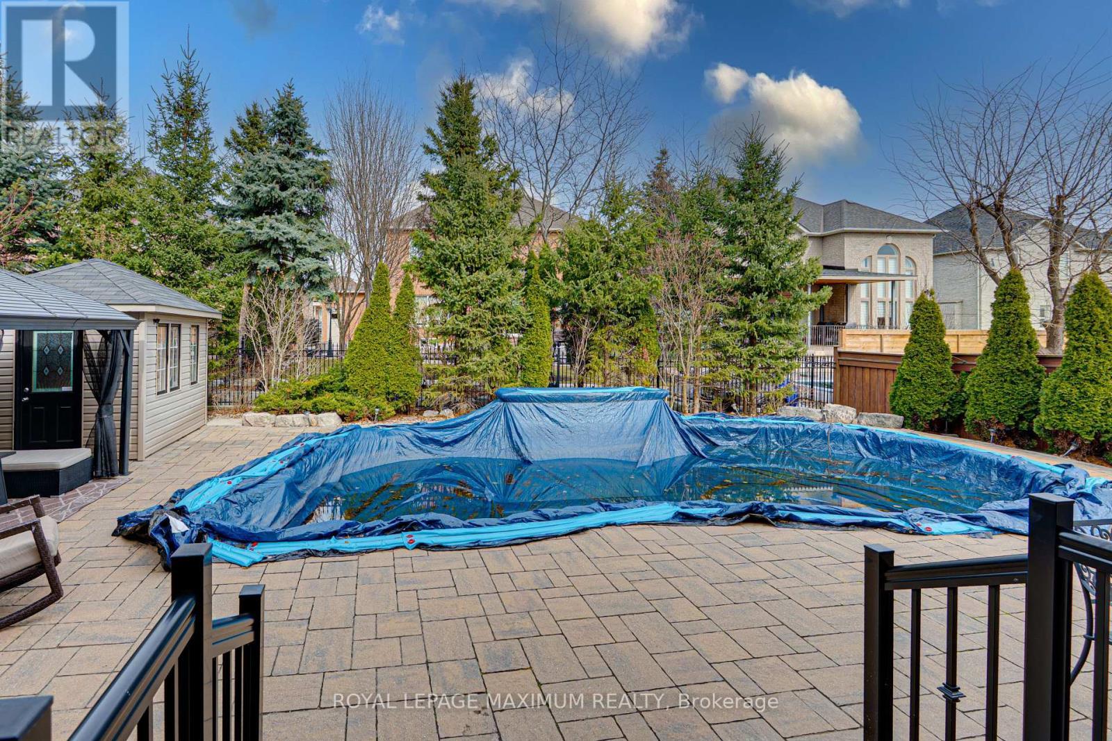 












222 KIMBER CRESCENT

,
Vaughan,




Ontario
L4L9K3

