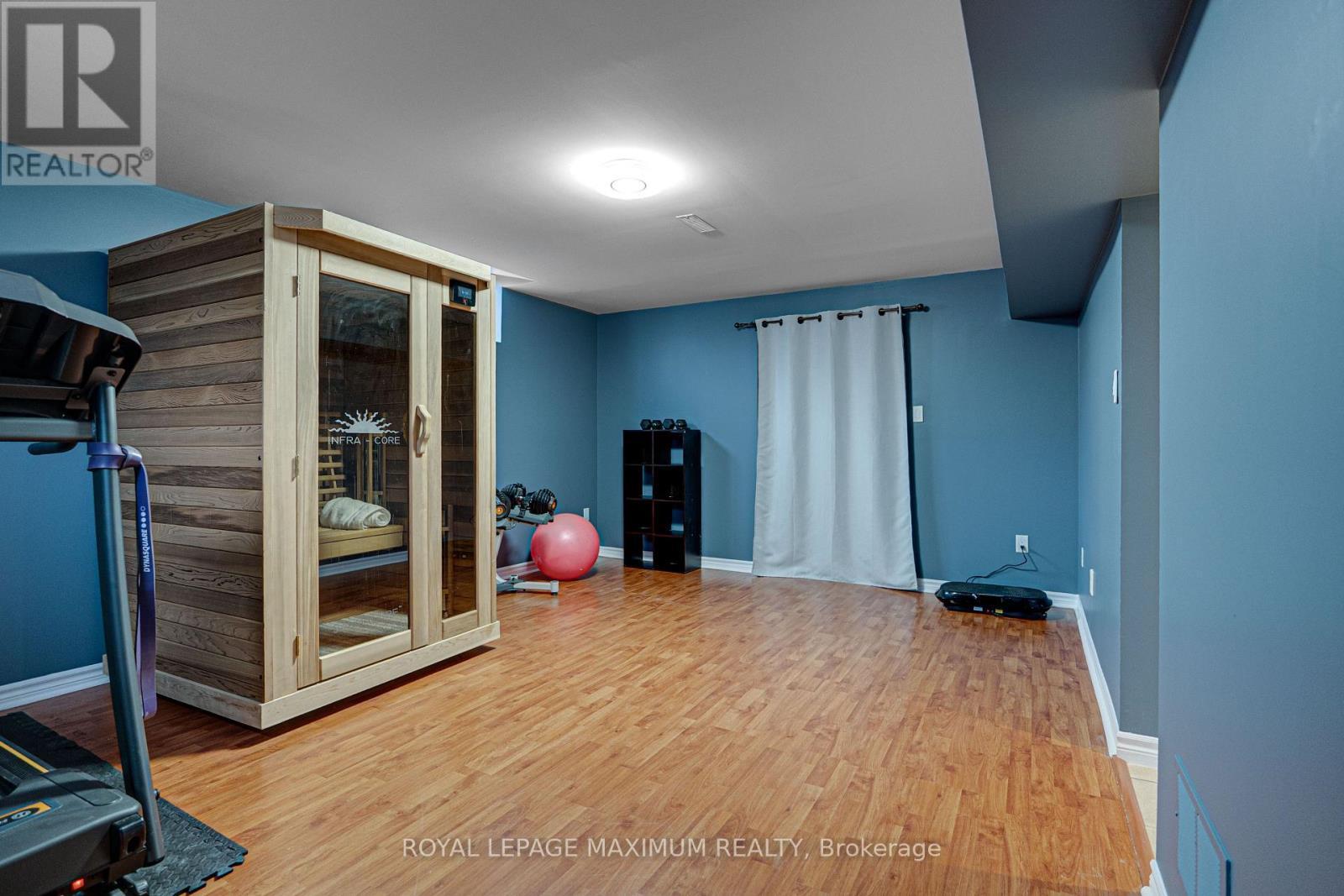 












222 KIMBER CRESCENT

,
Vaughan,




Ontario
L4L9K3

