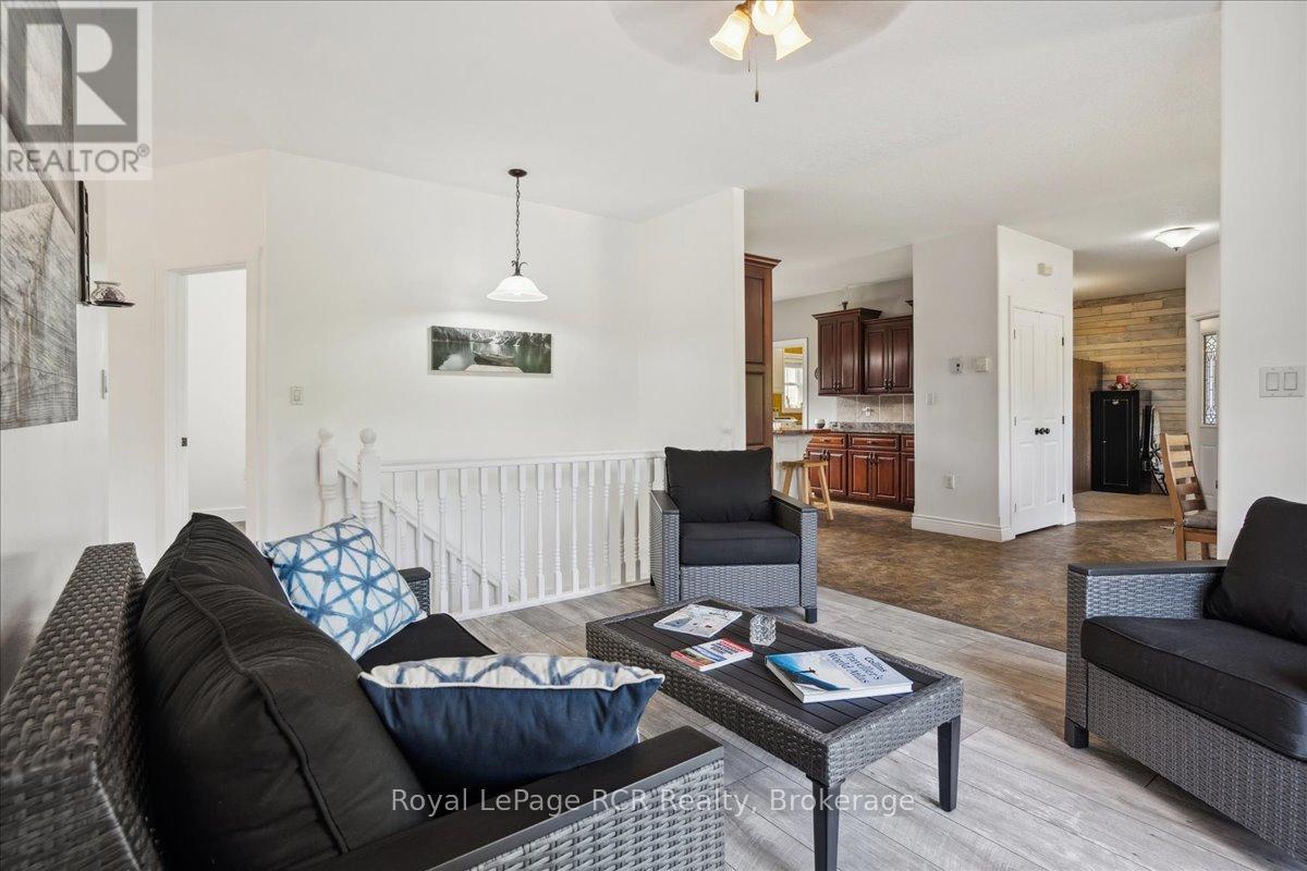 












171 PLEASANTVIEW ROAD

,
South Bruce Peninsula,




Ontario
N0H1A0

