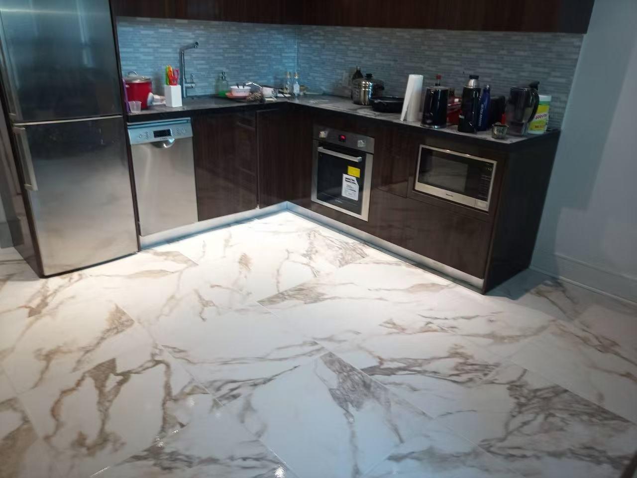 









1188


Av. Union

, 1602,
Montréal (Ville-Marie),




QC
H3B0E5

