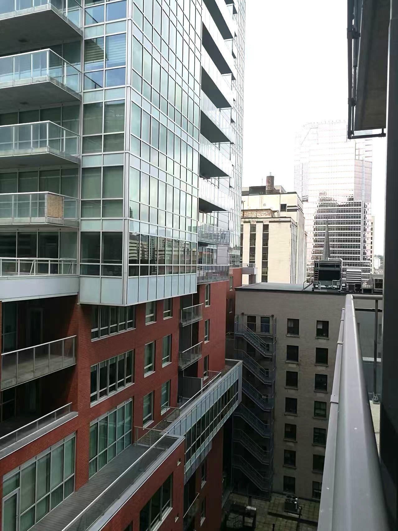 









1188


Av. Union

, 1602,
Montréal (Ville-Marie),




QC
H3B0E5

